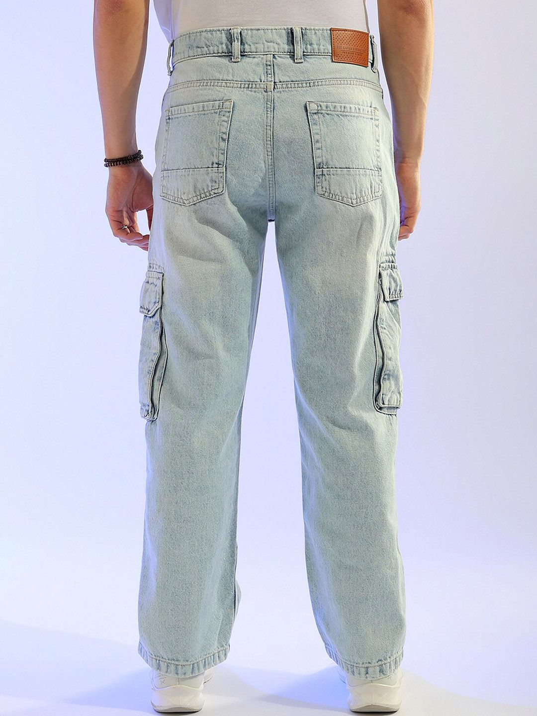 The Indian Garage Co Men Relaxed Fit Clean Look Heavy Fade Pure Cotton Jeans