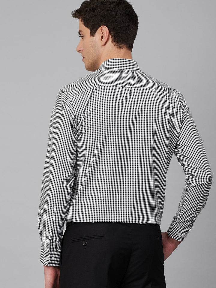 DENNISON Men Black & White Comfort Regular Fit Checked Formal Shirt