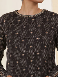 W Printed Round Neck Long Sleeves Straight Kurta