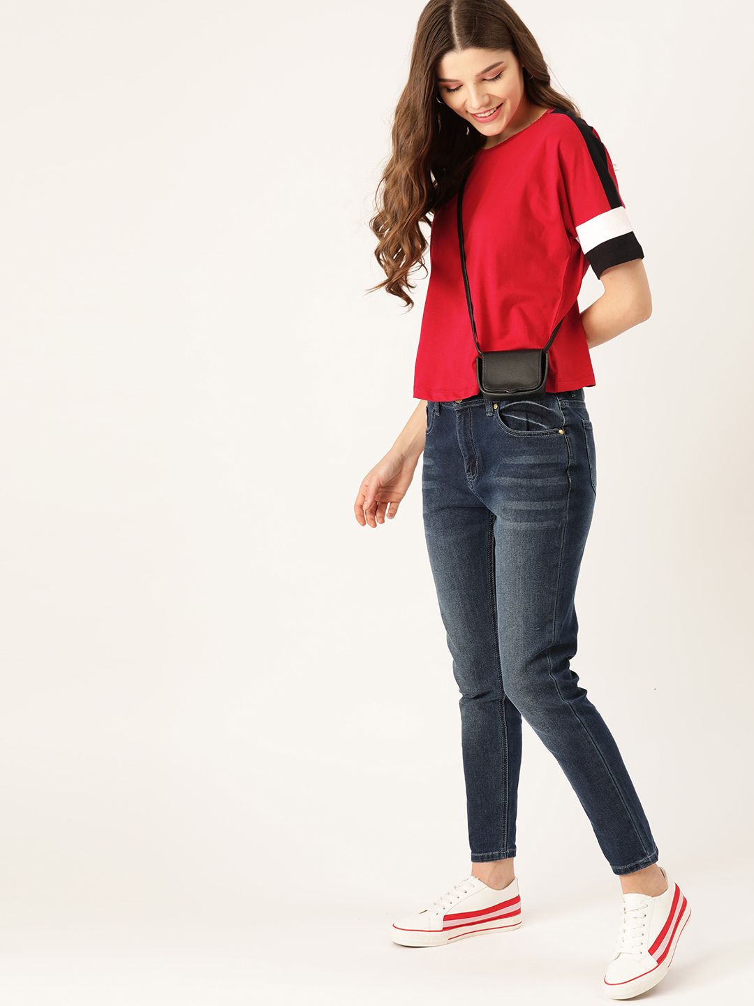 DressBerry Women Red Solid Pure Cotton Round Neck T-shirt