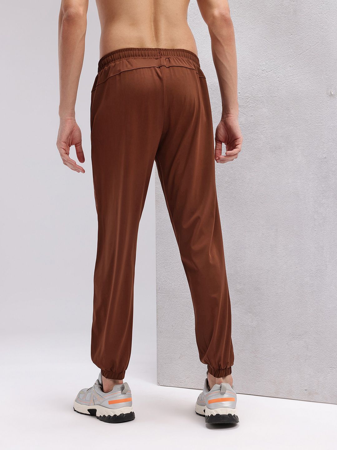 HRX by Hrithik Roshan Men Rapid-Dry Mid-Rise Training Joggers