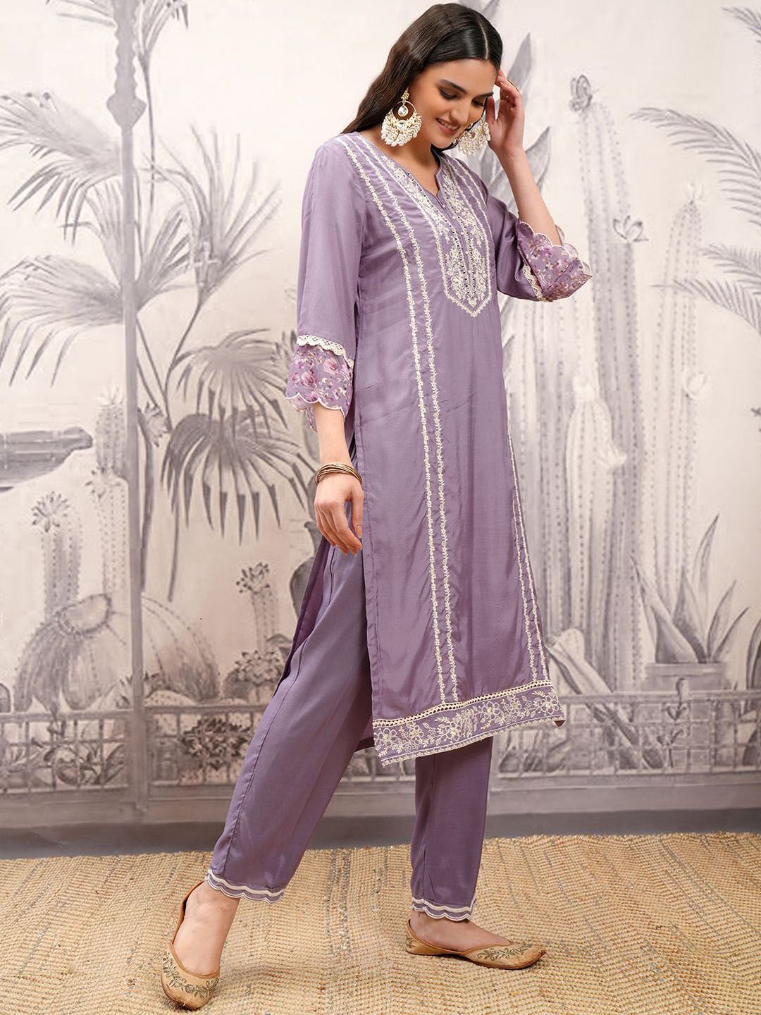 Vishudh Purple Embroidered Notch Neck Thread Work Straight Kurta With Trousers & Dupatta