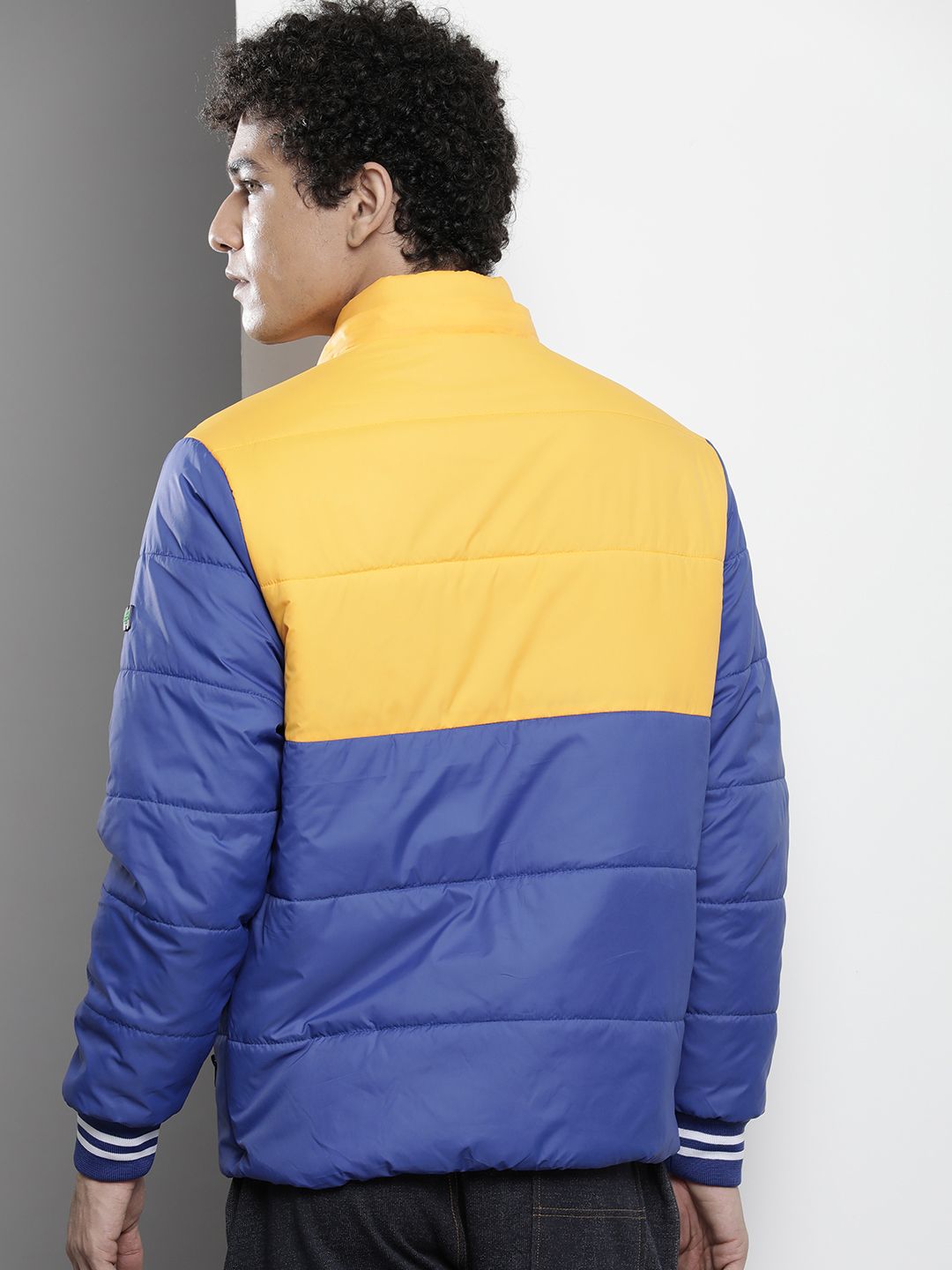 The Indian Garage Co Men Colourblock Zip-Front Hooded Puffer Jacket
