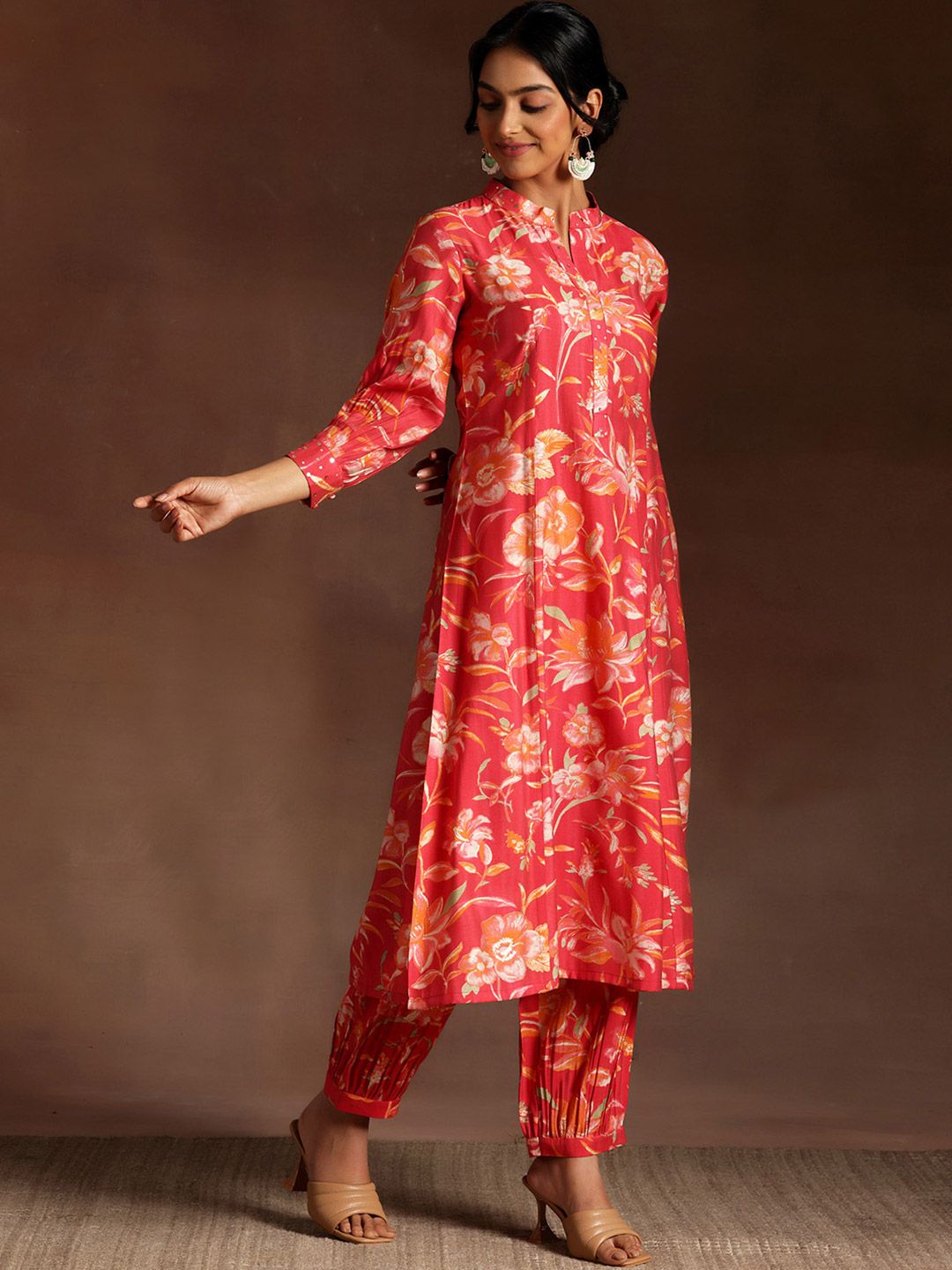 Libas Abstract Printed Regular Kurta with Salwar