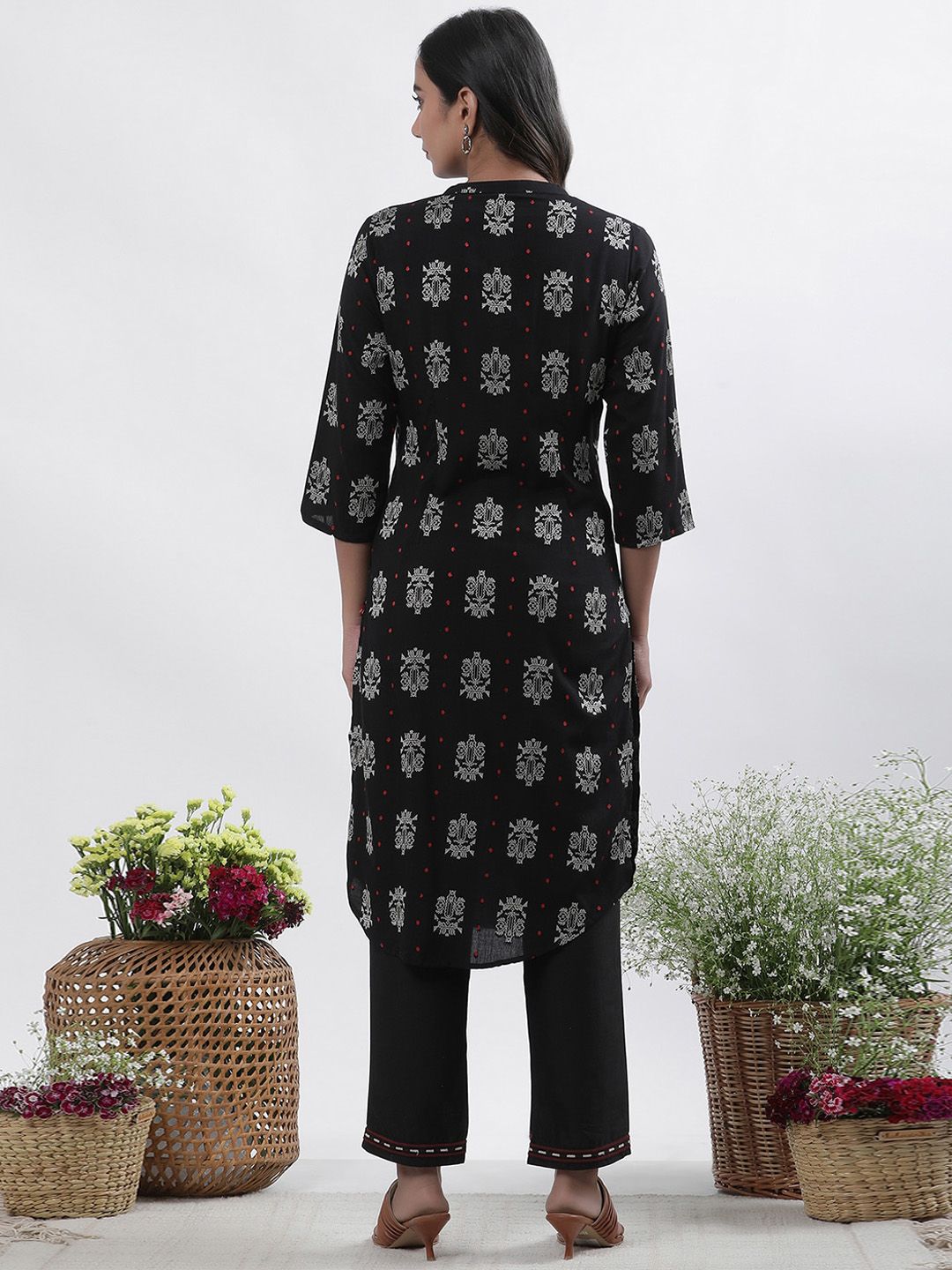 W Printed Regular Kurta with Palazzo