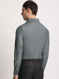 THE BEAR HOUSE Men Solid Tailored Fit Spread Collar Casual Shirt