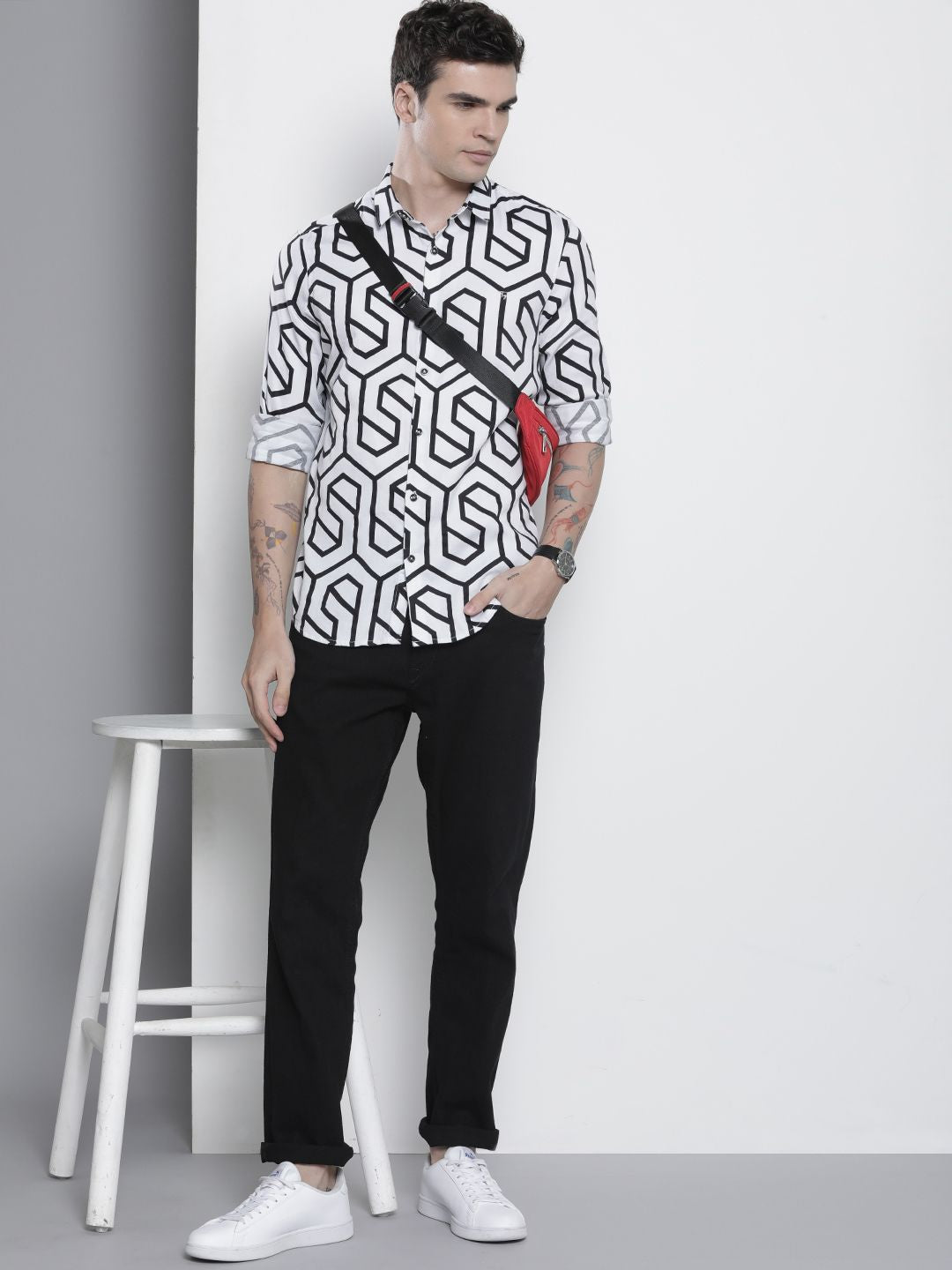 The Indian Garage Co Men Slim Fit Opaque Printed Party Shirt