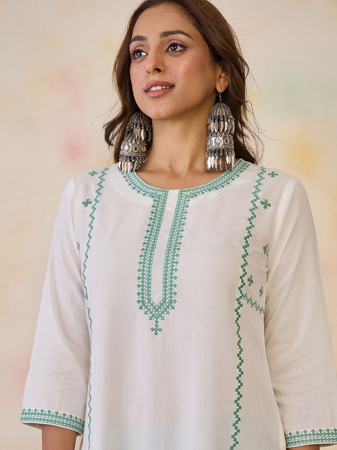 Indo Era Women Geometric Embroidered Thread Work Floral Kurta