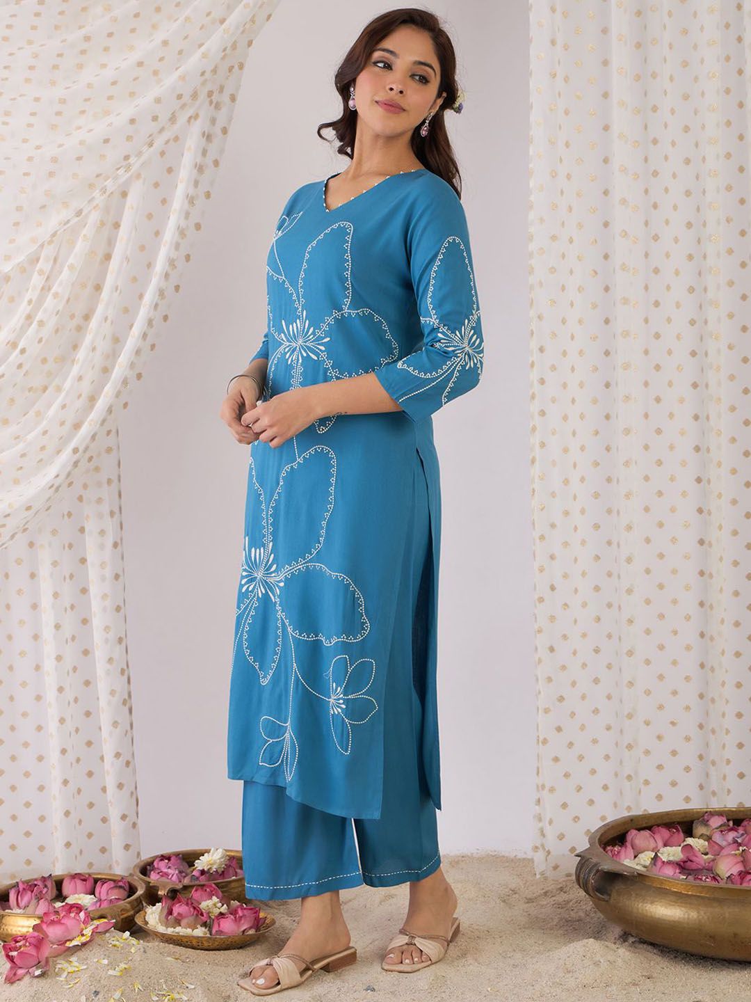 Indo Era Floral Embroidered V-Neck Thread Work Straight Kurta With Trousers