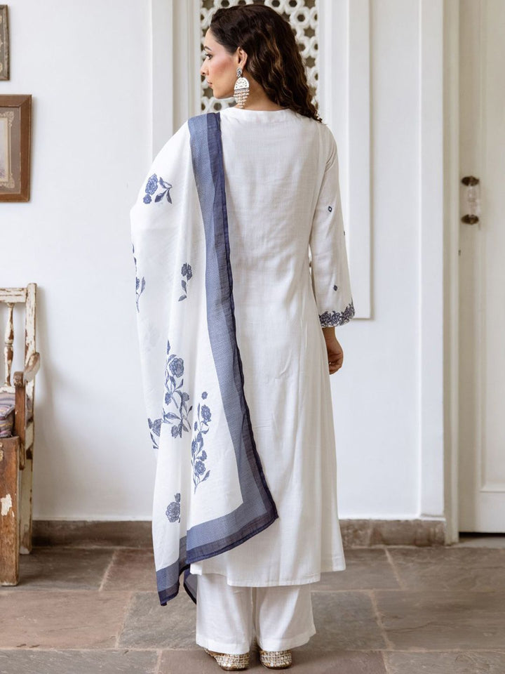 Indo Era Women Floral Embroidered Regular Thread Work Pure Cotton Kurta with Trousers & With Dupatta