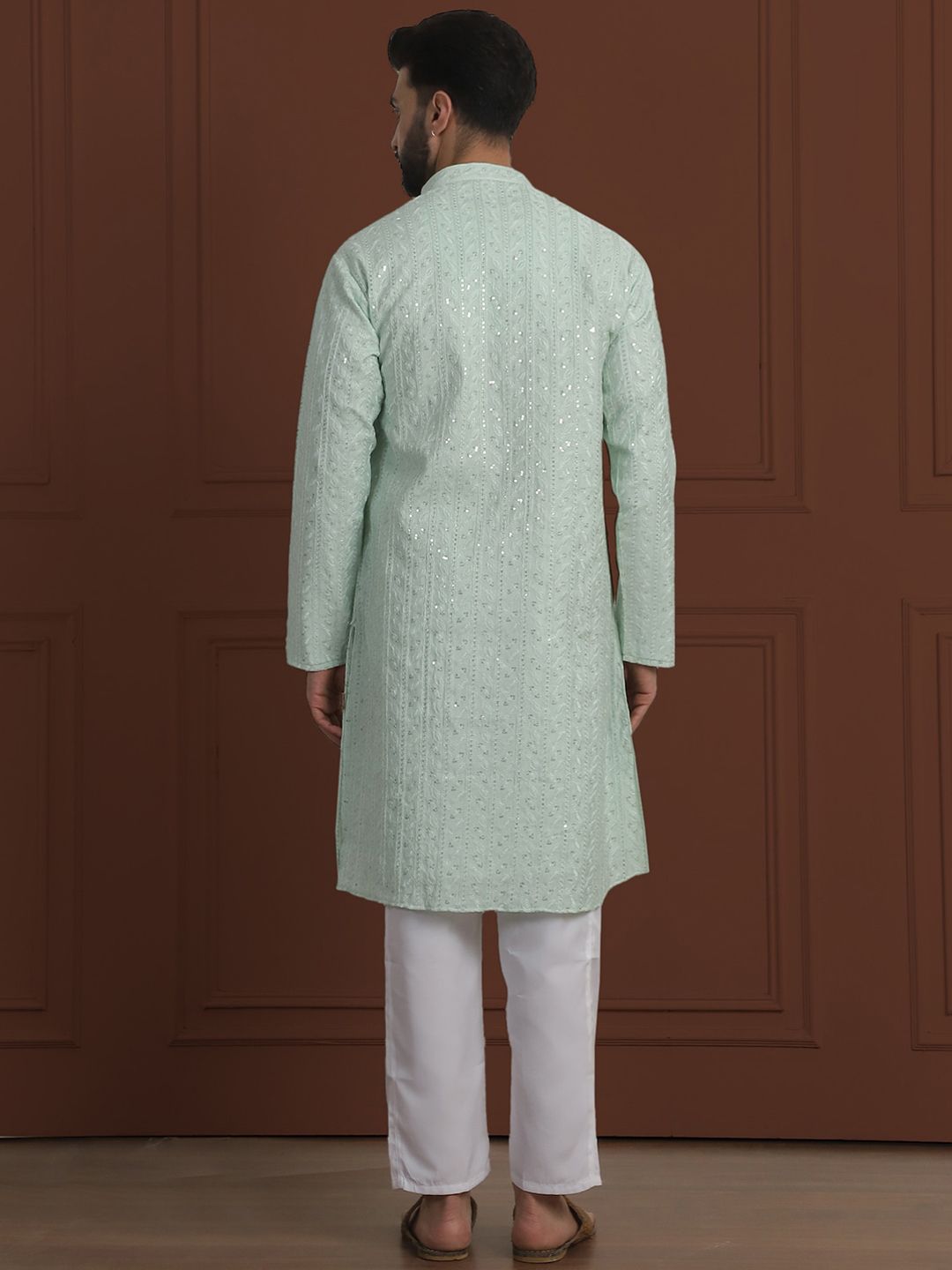 SOJANYA LUXE Lelaki Motif Etnik Sulam Kolar Mandarin Kurta Lurus Dengan Pijama