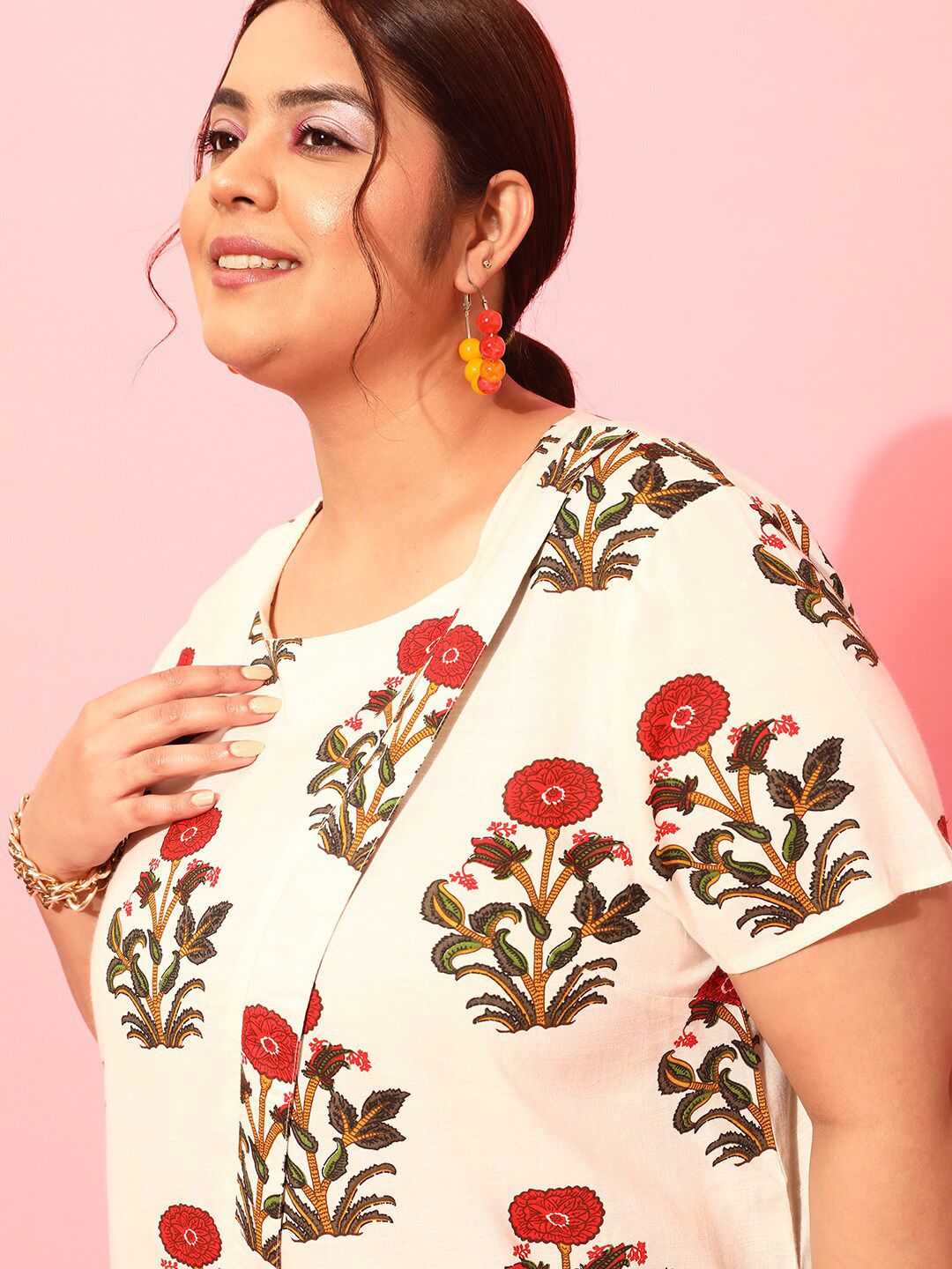 CURVY STREET Plus Size Floral Printed Square Neck Crepe Top