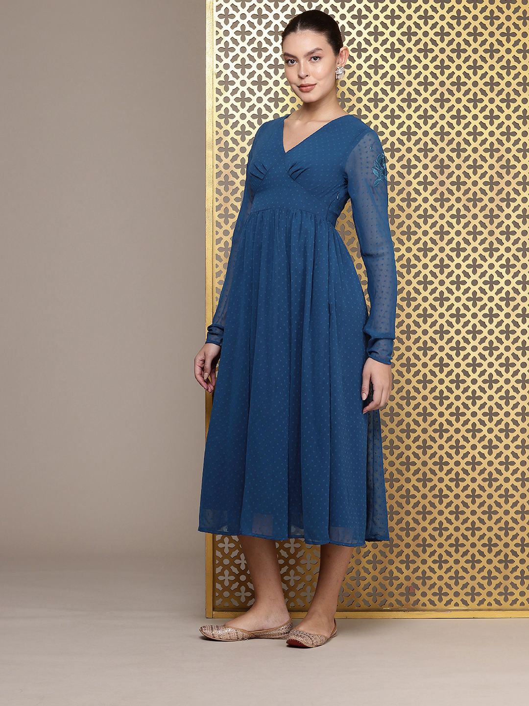 House of Pataudi Jashn Self Designed Embroidered Detail A-Line Midi Dress