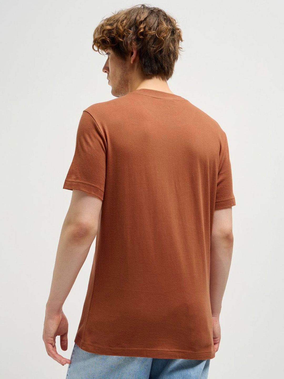 THE BEAR HOUSE Men Solid Round Neck Cotton T-shirt