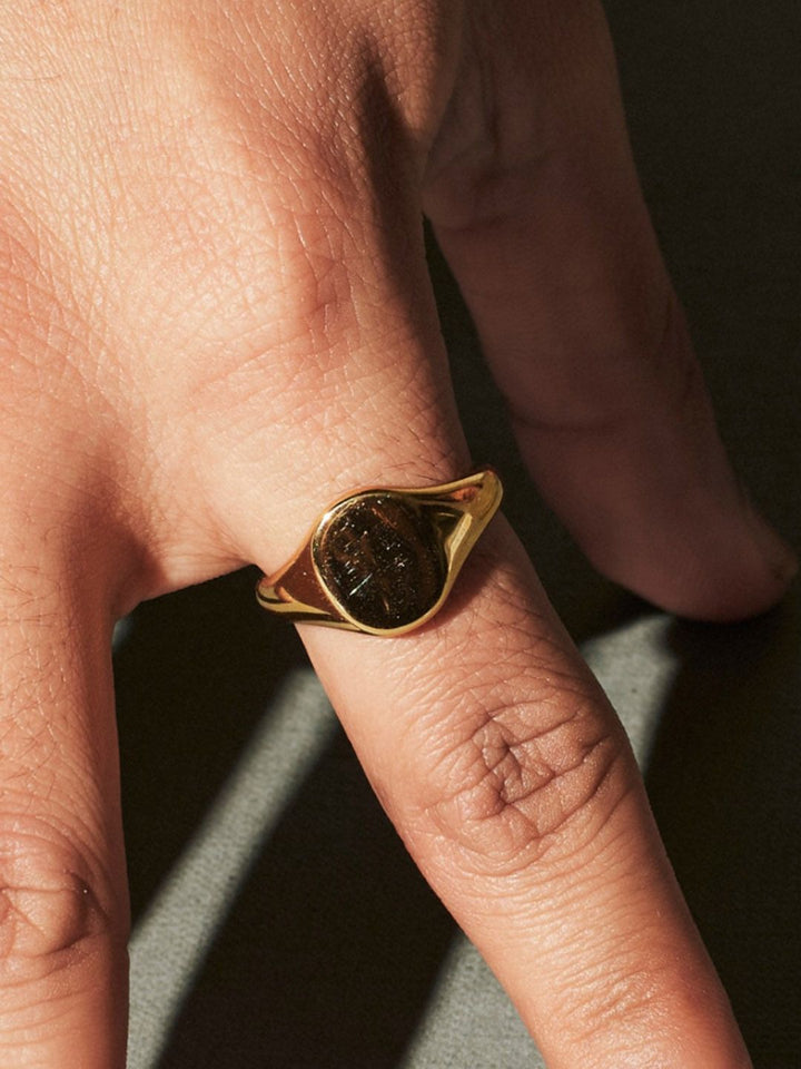 Cincin jari-jari yang diukir masin untuk wanita