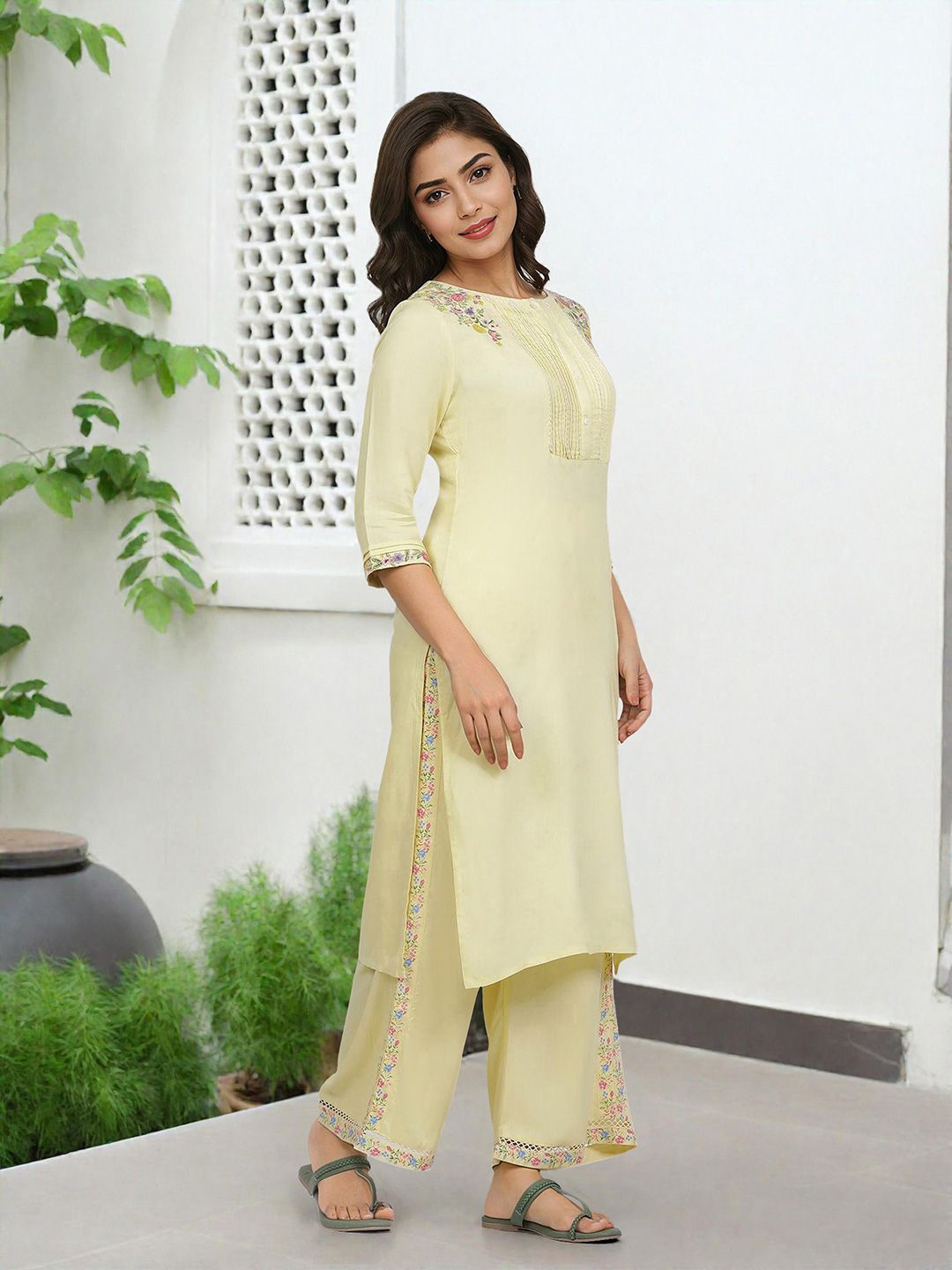 W Floral Embroidered Regular Thread Work Kurta with Trousers