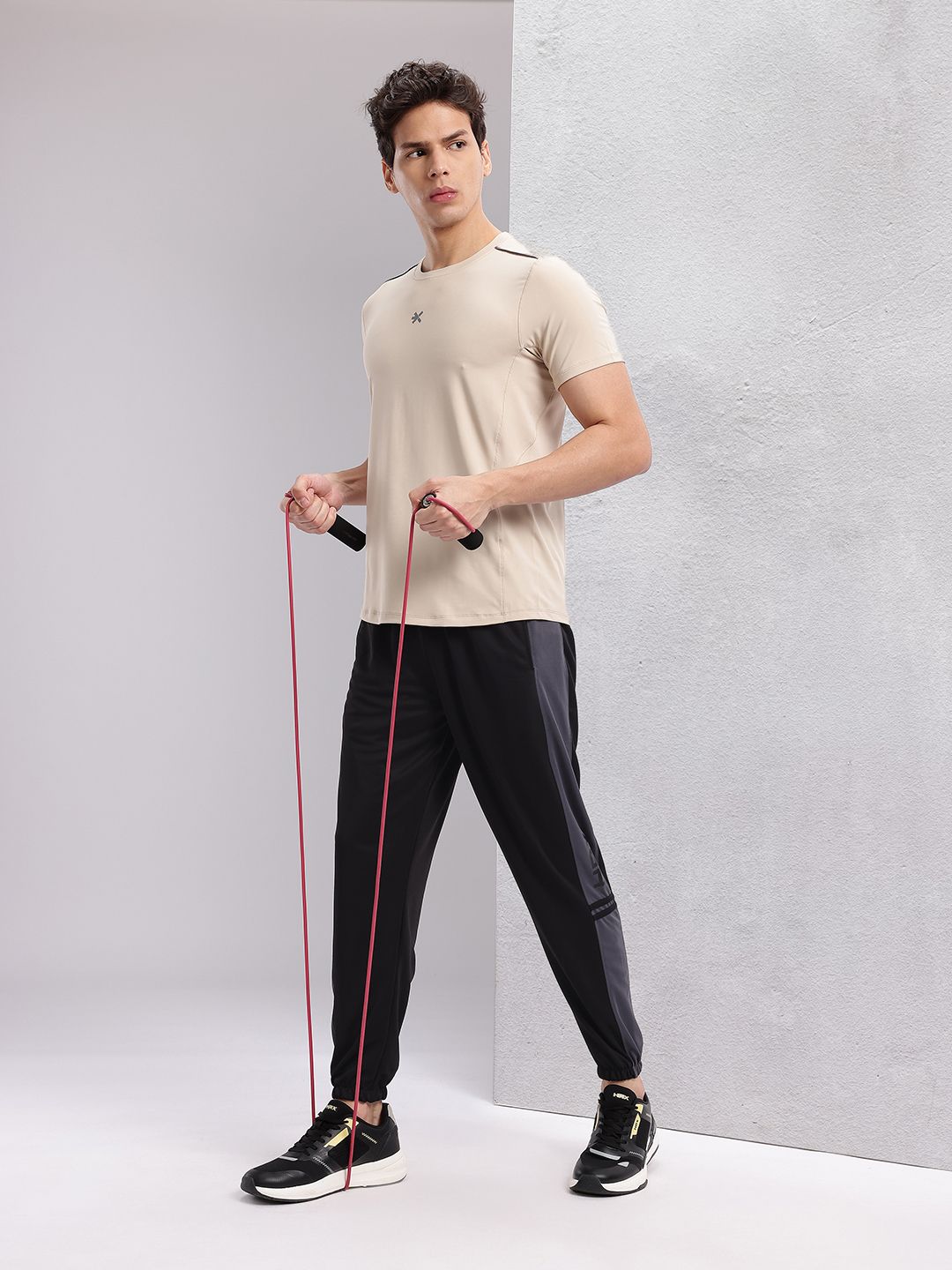 HRX by Hrithik Roshan Men Mid-Rise Rapid-Dry Training Joggers with Side Taping