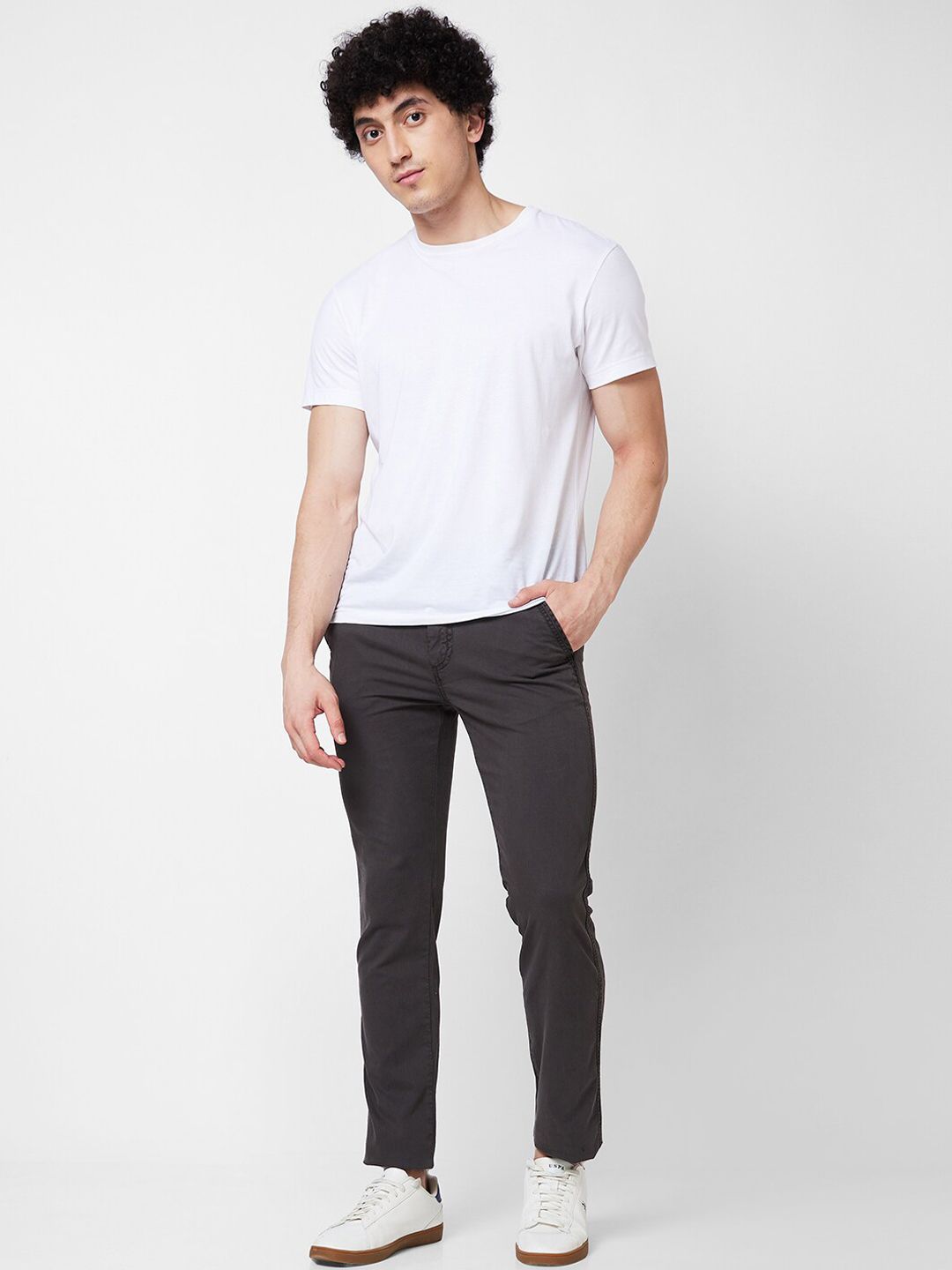 SPYKAR Men Slim Fit Mid Rise Cotton Trousers