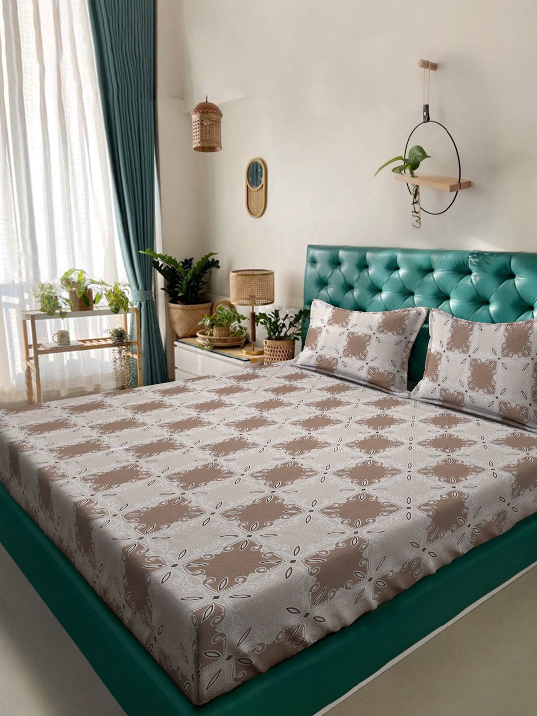 KLOTTHE Brown Ethnic Printed Fitted 400 TC Cotton King Bedsheet & 2 Pillow Covers