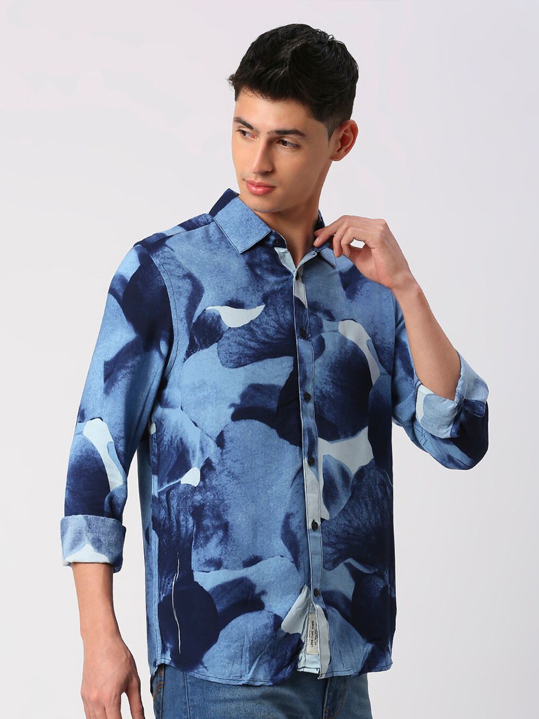 Being Human Slim Fit Abstract Printed Spread Collar Casual Shirt