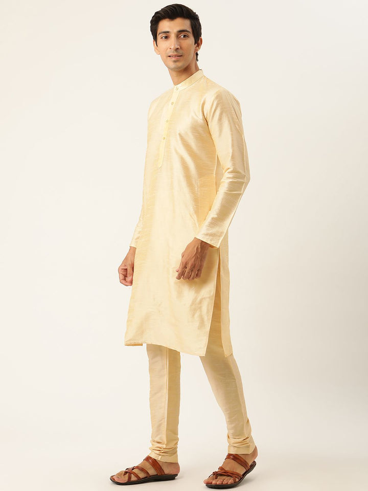 SOJANYA Kurta Emas Lelaki dengan Jaket Churidar & Nehru