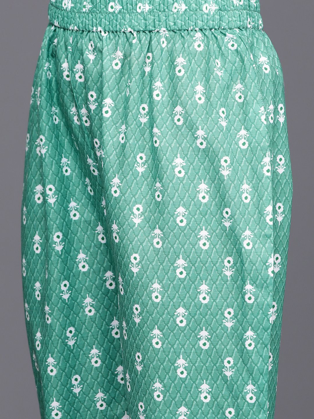 Varanga Women Floral Printed Regular Kurta with Trousers