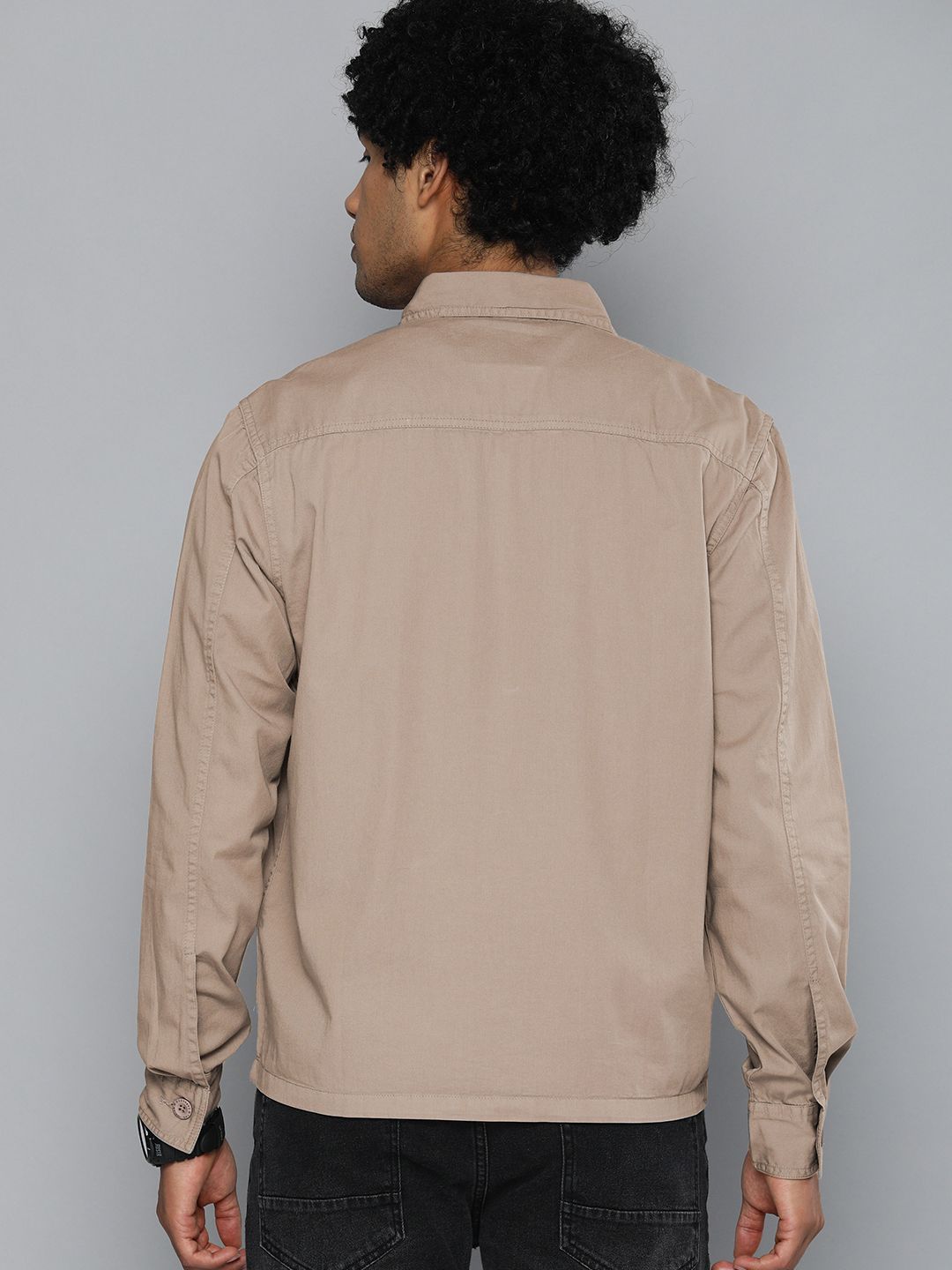 The Indian Garage Co Men Utililty Regular Fit Solid Shirt with Double flap Pocket