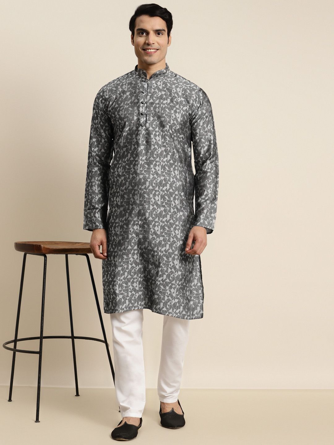 SOJANYA Men Silk Blend Woven Design Kurta