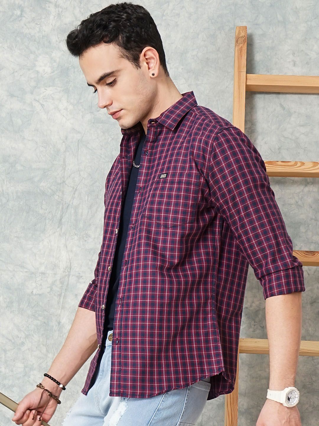The Indian Garage Co Men Maroon & Navy Regular Fit Checked Casual Shirt