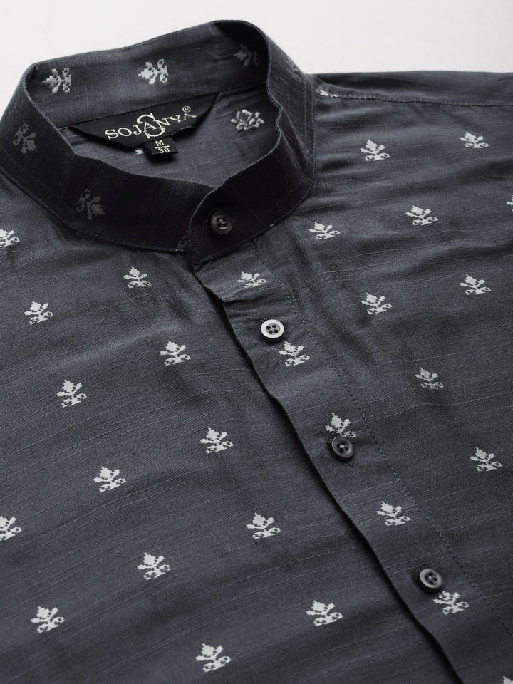 SOJANYA Kurta Motif Etnik Arang Kelabu & Off-Whtie Lelaki dengan Jaket Churidar & Nehru
