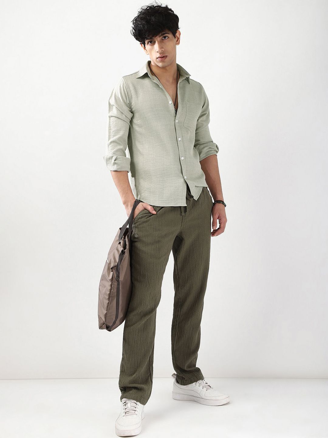 Urbano Fashion Men Beige Solid Linen Full Sleeve Relaxed Fit Casual Shirt
