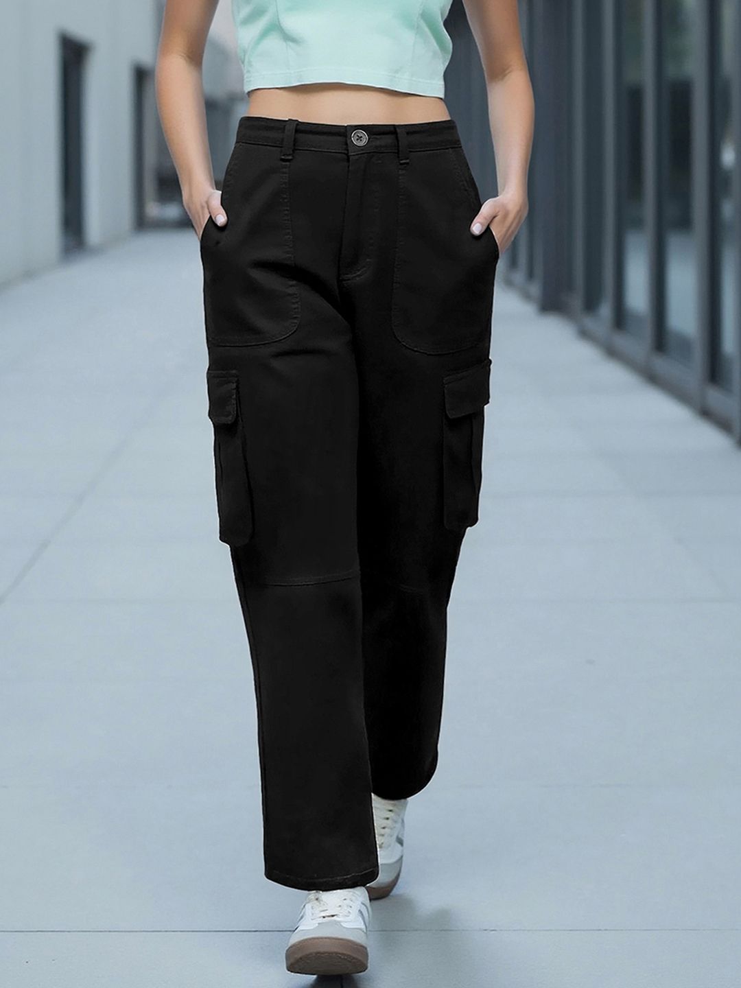 Bewakoof Women Straight Cargo Pants