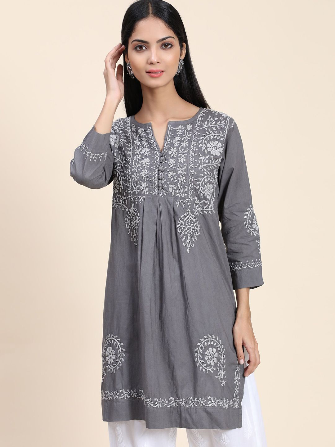 HOUSE OF KARI Women Chikankari Kurta