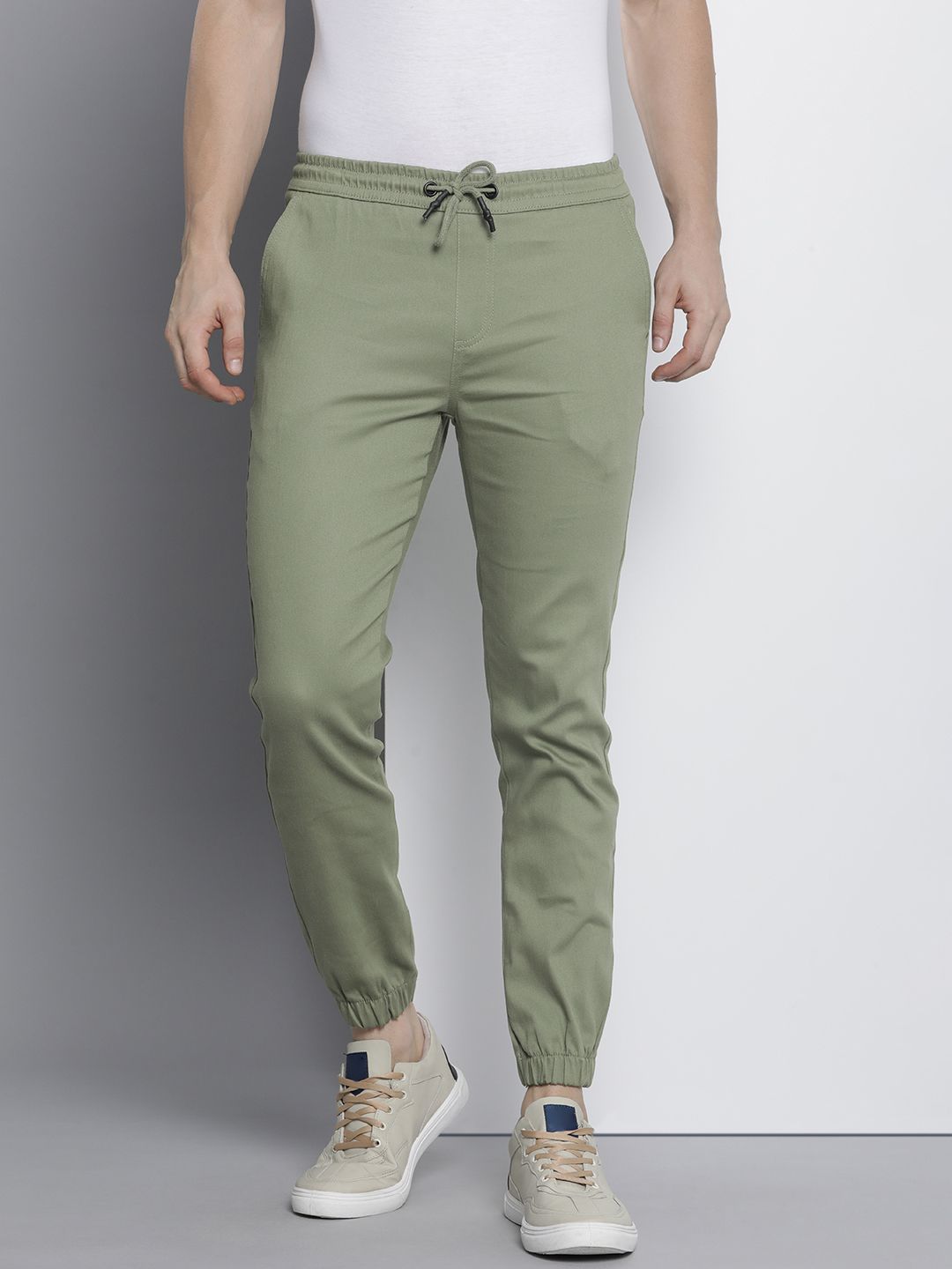 The Indian Garage Co Men Slim Fit Joggers