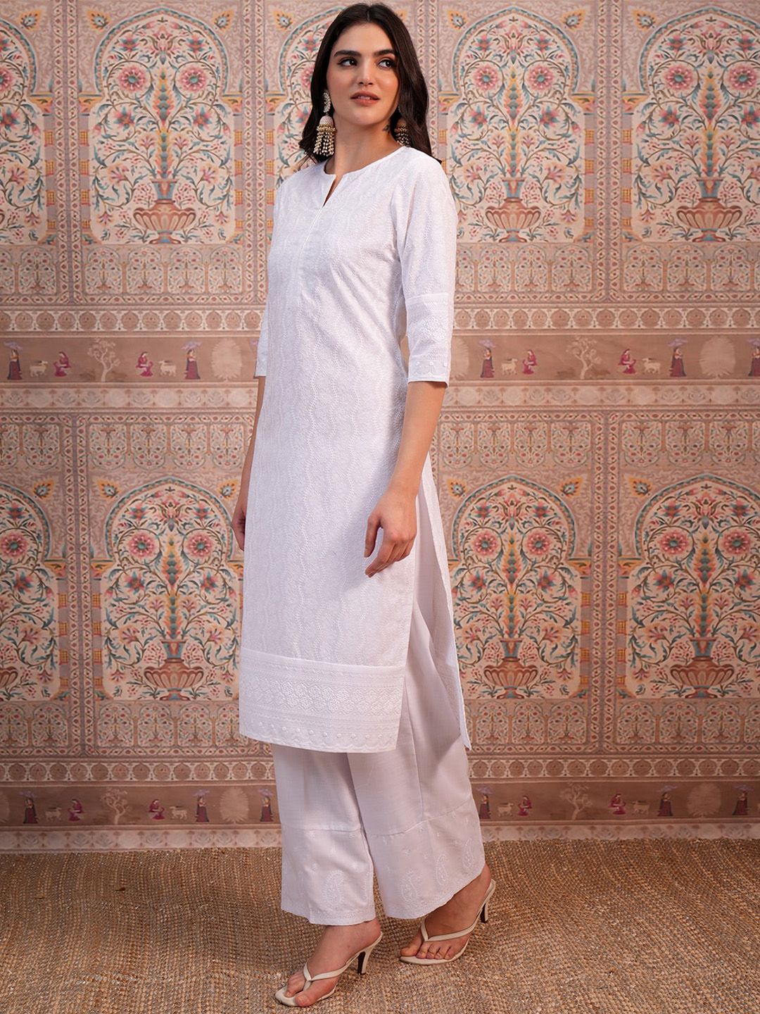 Vishudh White Ethnic Motifs Embroidered Thread Work Straight Kurta