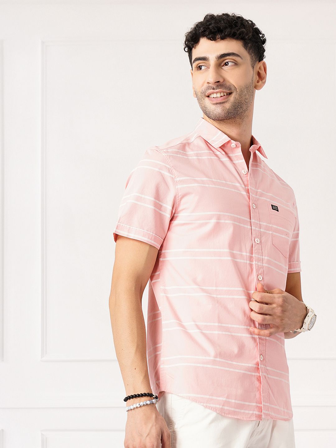 The Indian Garage Co Men Peach-Coloured & White Horizontal Striped Cotton Casual Shirt