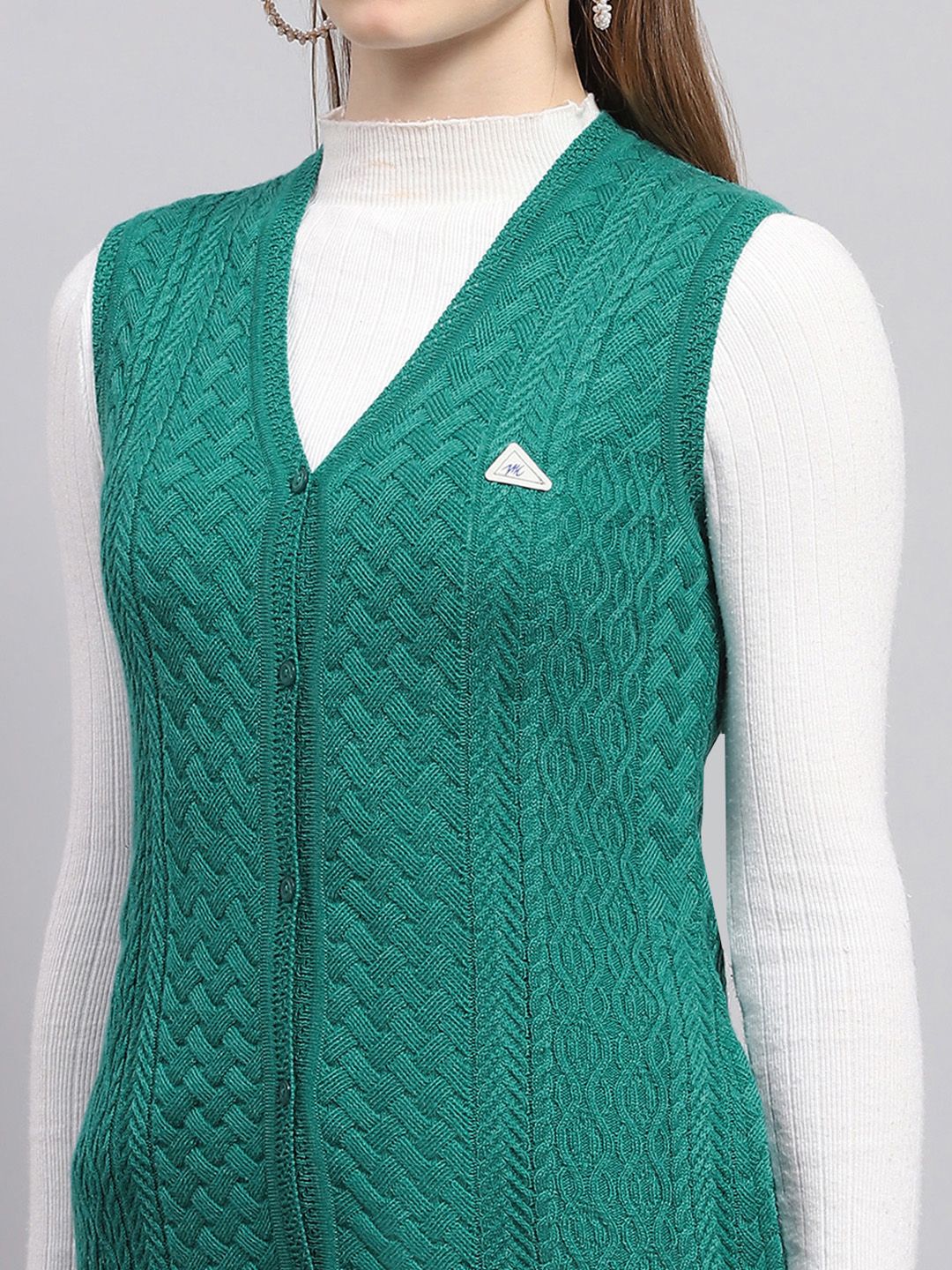 Monte Carlo V-Neck Cable Knitted Cardigan Sweater