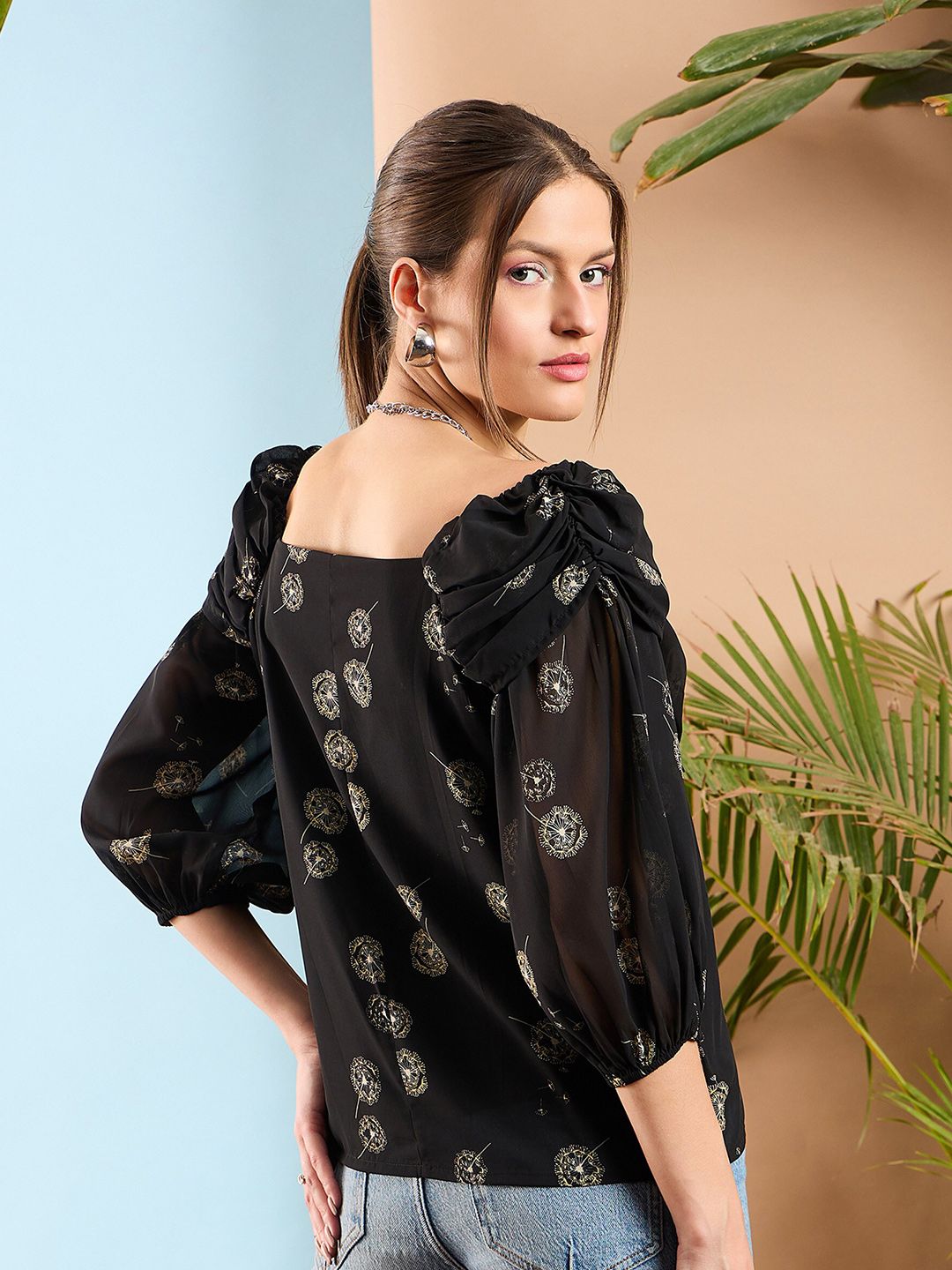 SASSAFRAS Floral Printed Puff Sleeve Tropical Georgette Top