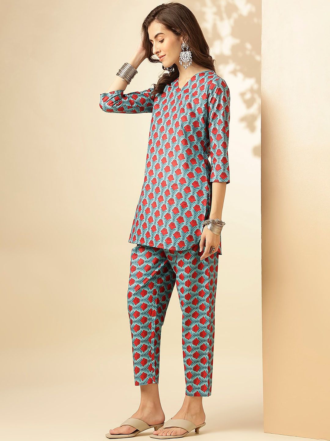 KALINI Ethnic Motifs Printed V-Neck Three-Quarter Sleeves Pure Cotton Tunic & Trousers