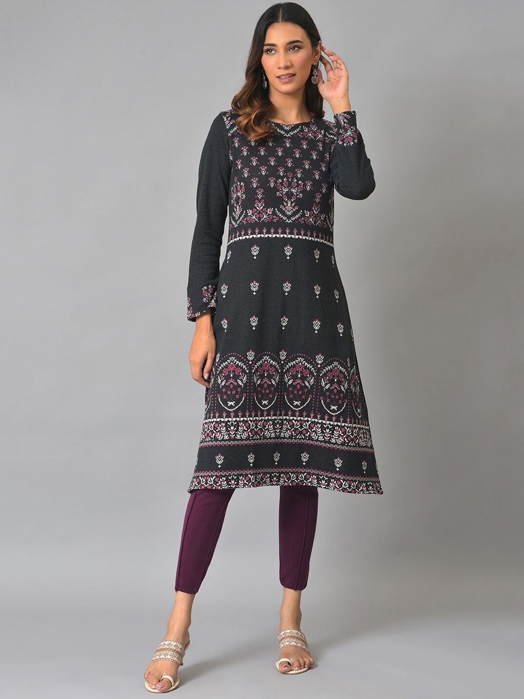 W Round Neck Floral Printed A-Line Kurta