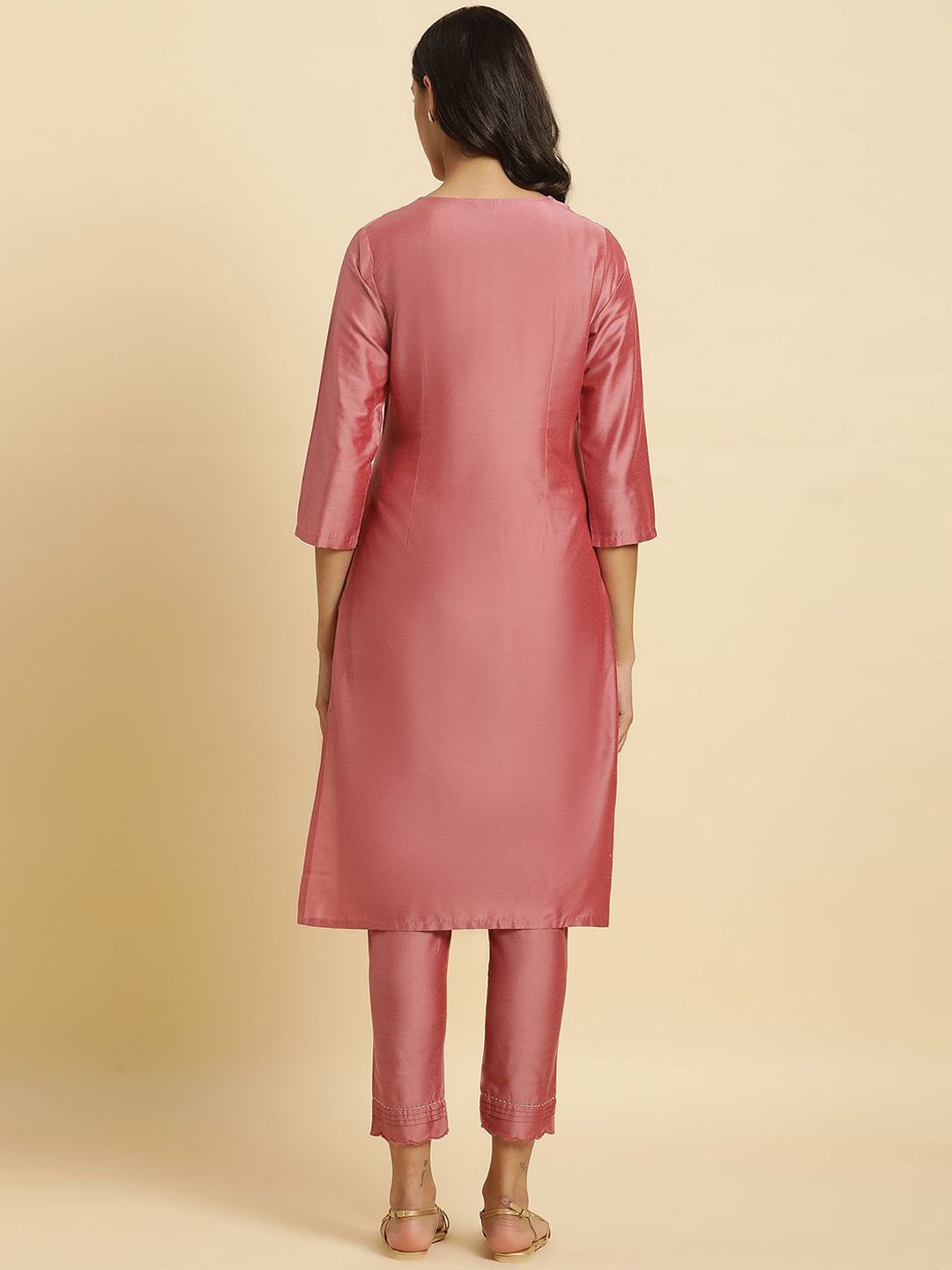 W Pink Ethnic Motifs Embroidered Thread Work Straight Kurta