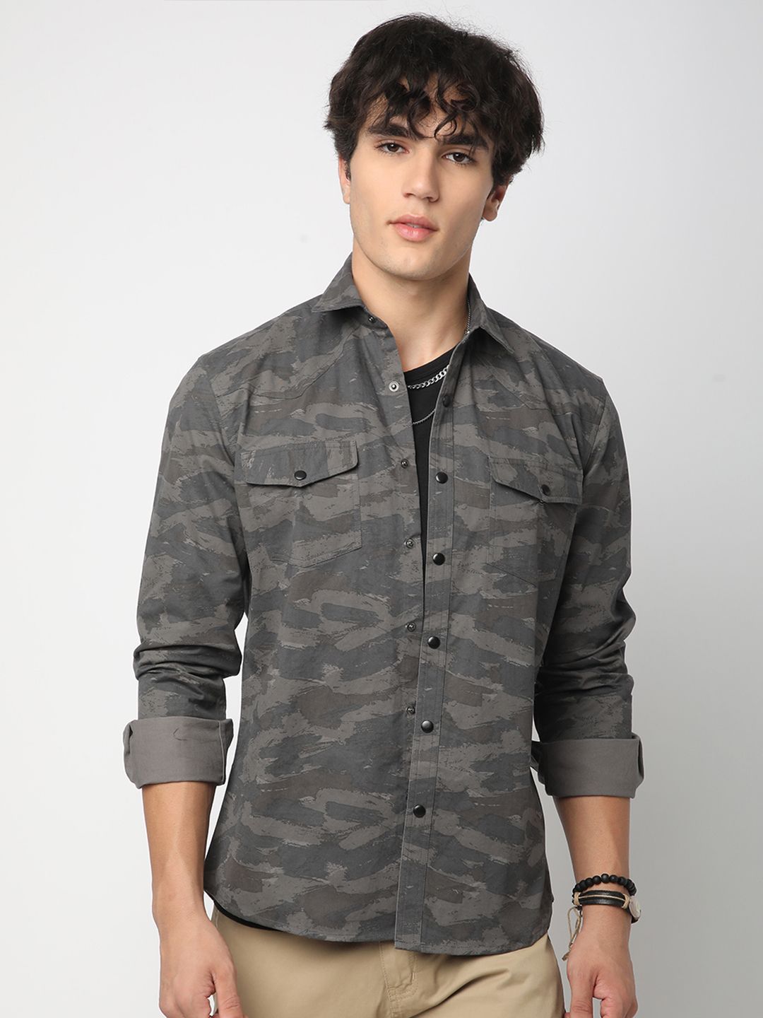 VASTRADO Men Classic Fit Spread Collar Camouflage Printed Cotton Slim Fit Casual Shirt