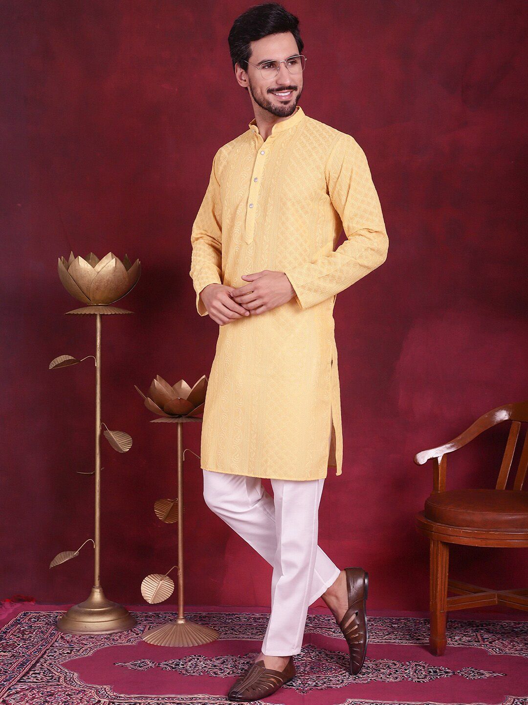 Jompers Ethnic Motifs Embroidered Mandarin Collar Chikankari Georgette Kurta with Pyjamas