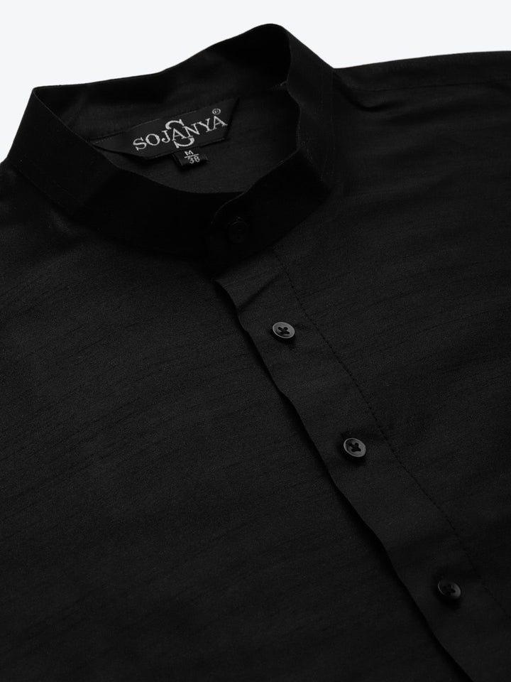 SOJANYA Men Black Ethnic Motifs Thread Work Kurta with Churidar & Nehru Jacket