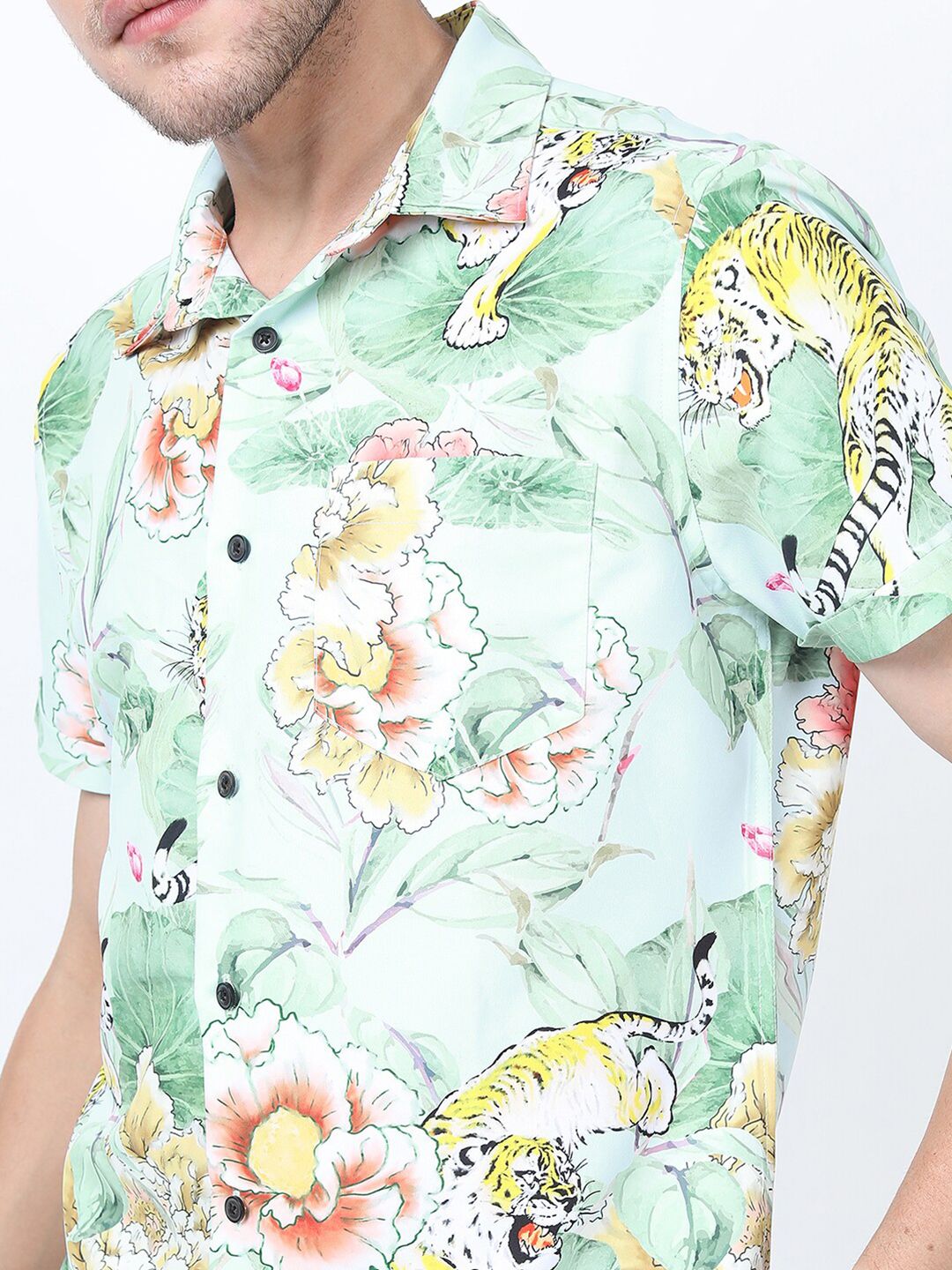 HIGHLANDER Men Green Floral Printed Casual Shirt