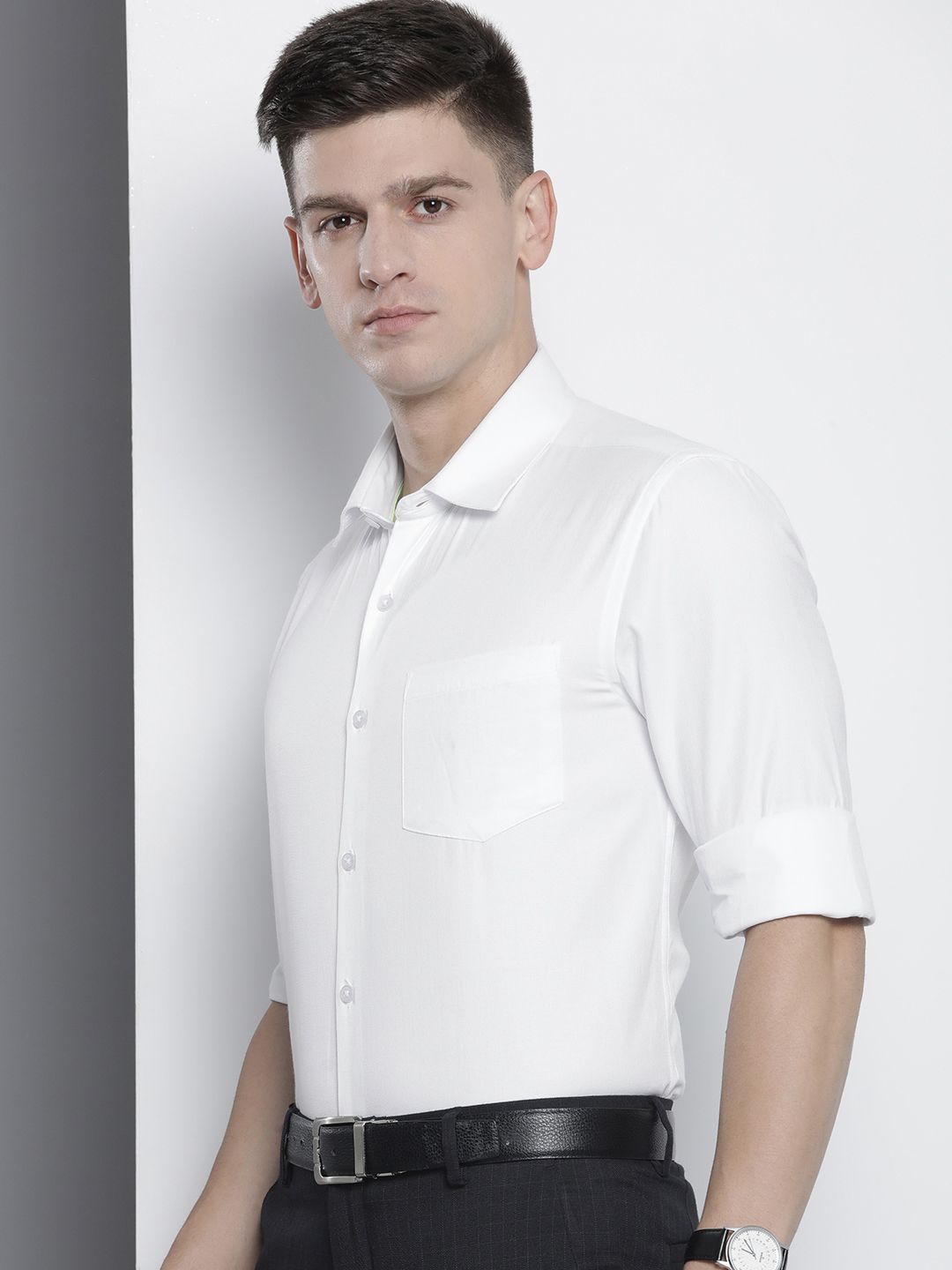 The Indian Garage Co. X Luxe Men White Slim Fit Opaque Formal Shirt
