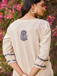 House of Chikankari Women Off White Cotton Chikankari Embroidered Kurta
