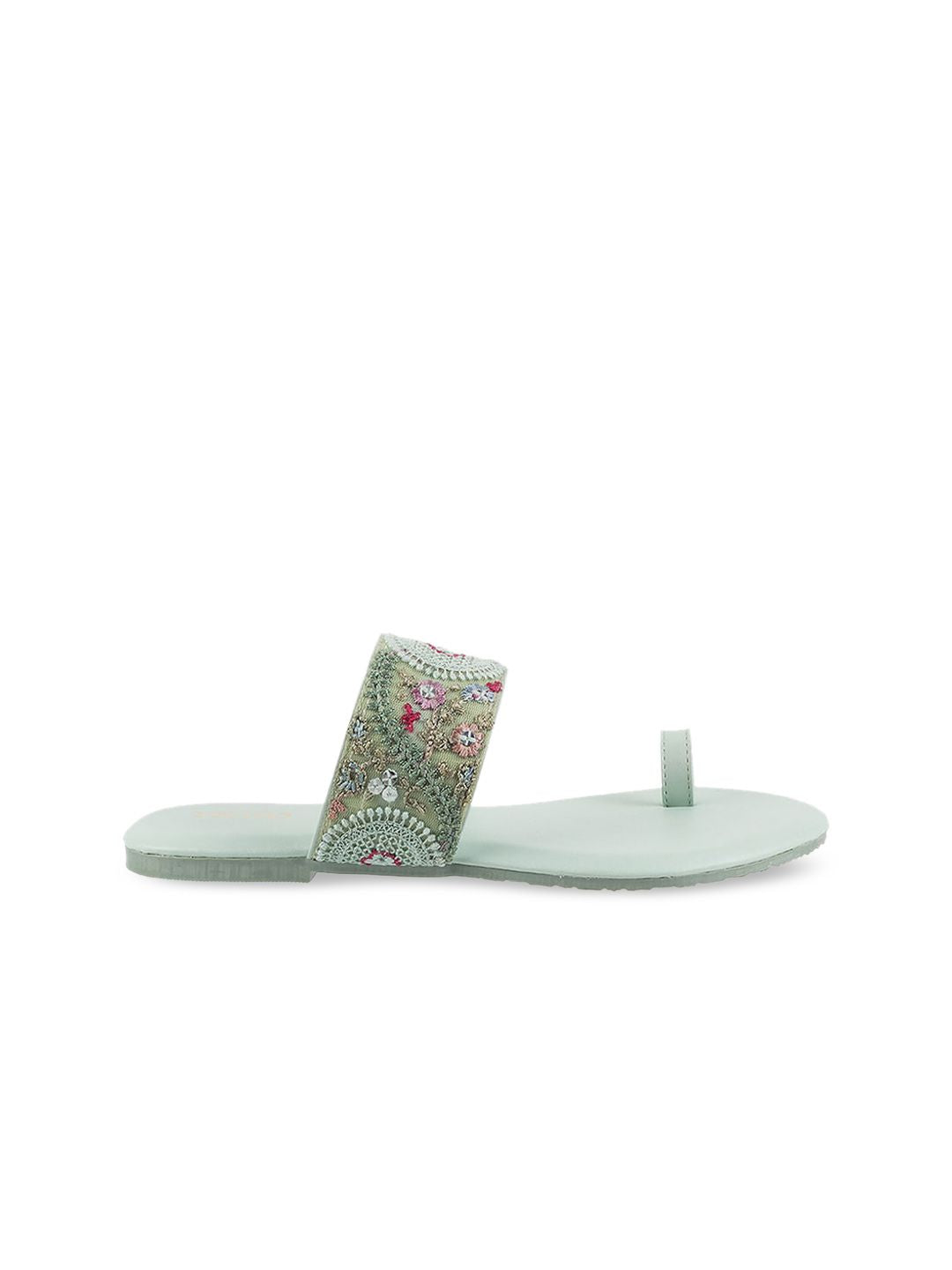 Metro Women Green Embellished Ethnic One Toe Flats