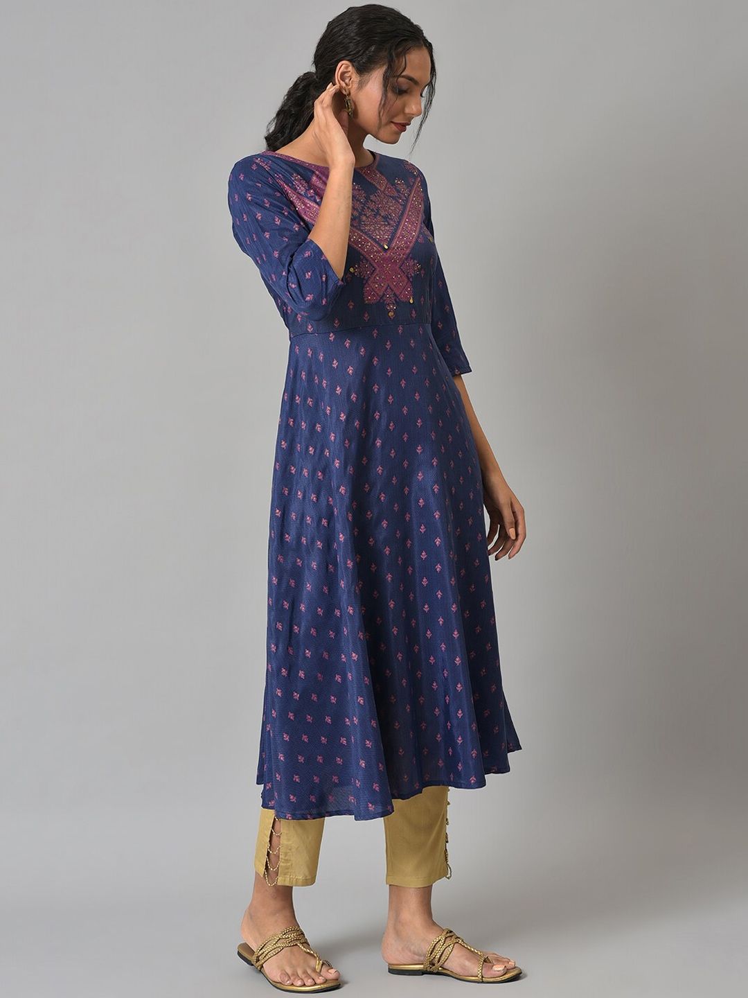 W Women Blue Ethnic Motifs Embroidered Anarkali Kurta