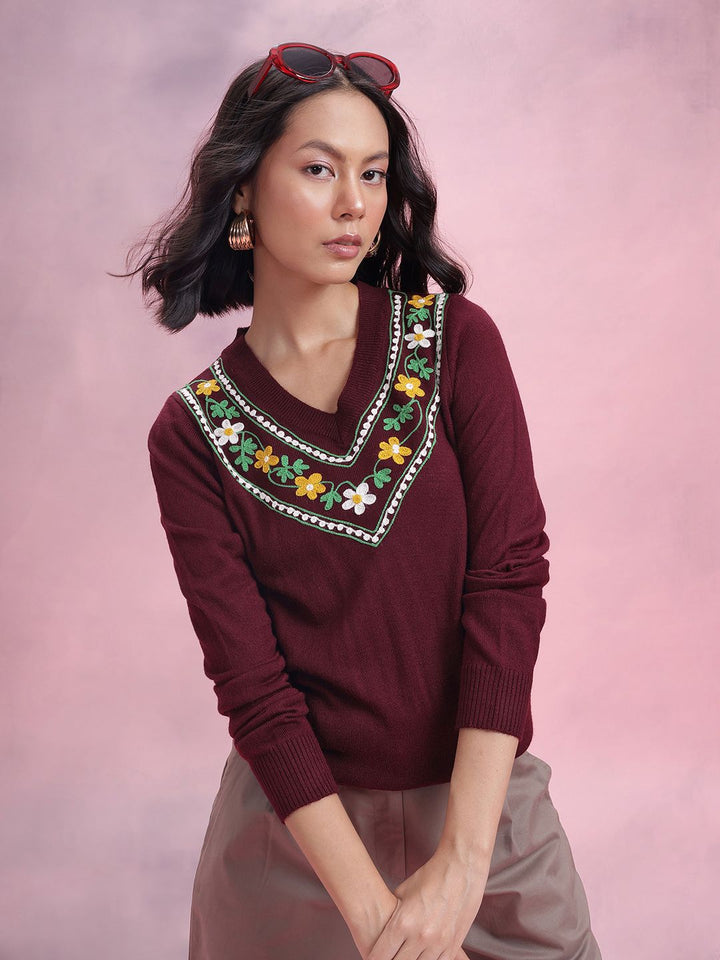 DressBerry Floral Embroidered Acrylic Pullover